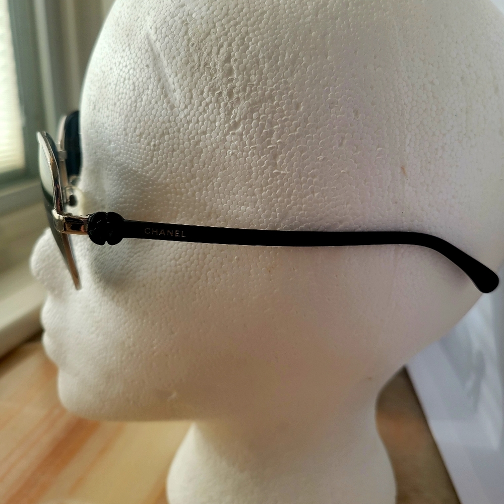 Chanel  round sunglasses - Picture 3 of 6